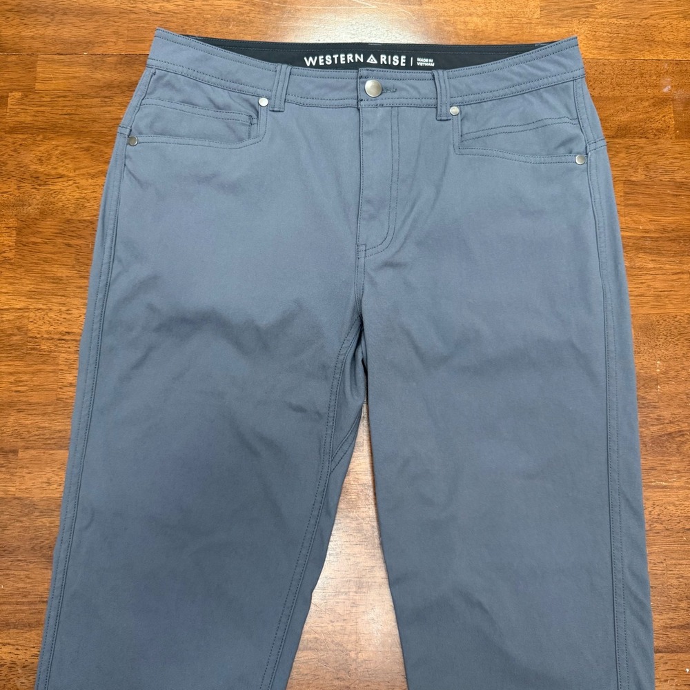 Western Rise Evolution Pants Mens 32 Grey Technical Performance Travel Stretch - Picture 3 of 16
